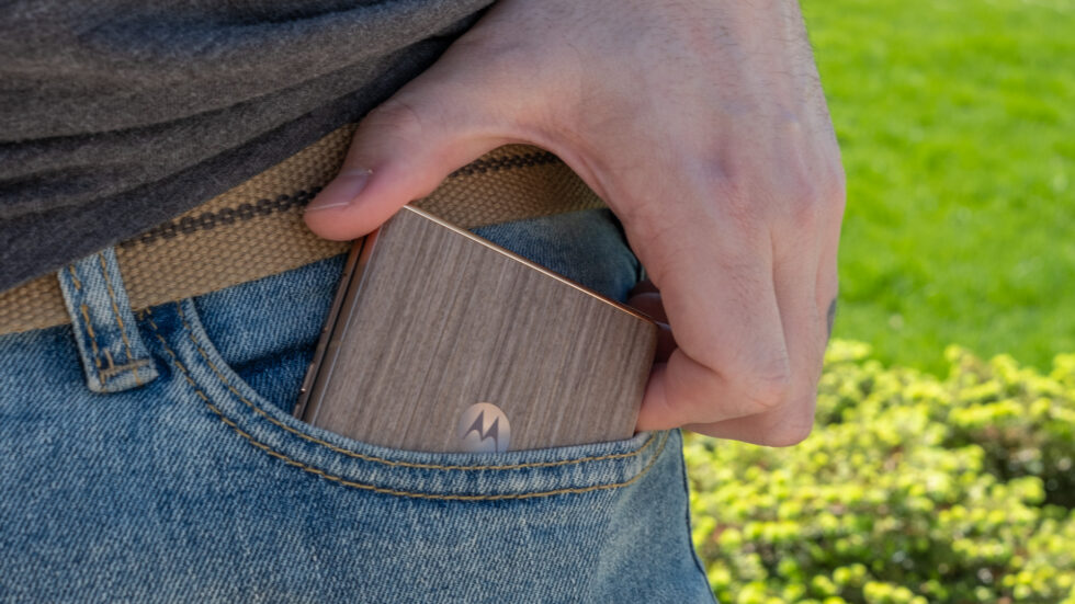 motorola-graphene-os-privacy-first