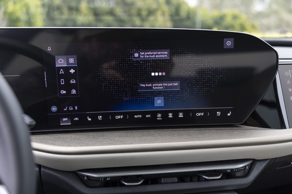 Audi Q5 infotainment