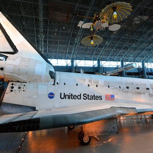 “It’s a heist”: Senator calls out Texas for trying to steal shuttle from Smithsonian