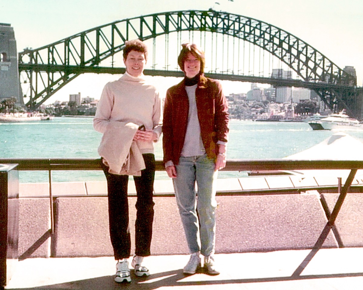 Tam O'Shaughnessy and Sally Ride in Sydney, Australia in 2004.