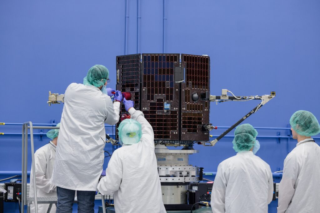 14828_TRACERSMillenniumSpaceSystems_06-1