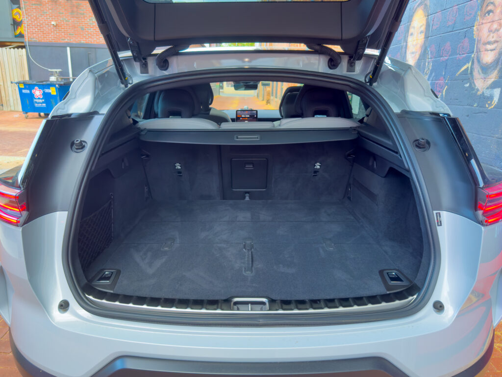Polestar 3 cargo area.