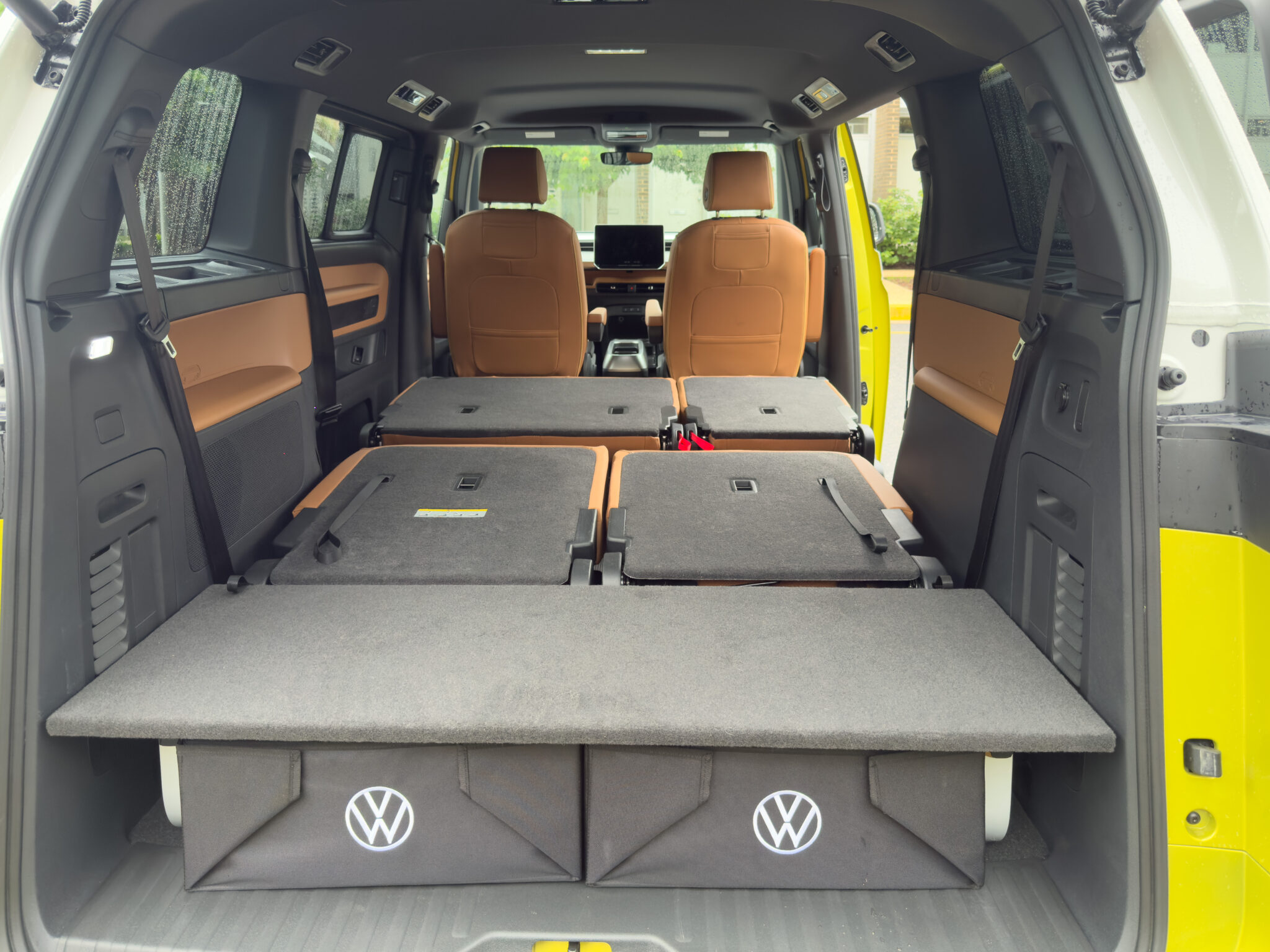 2025 VW ID Buzz review: If you want an electric minivan, this is it ...