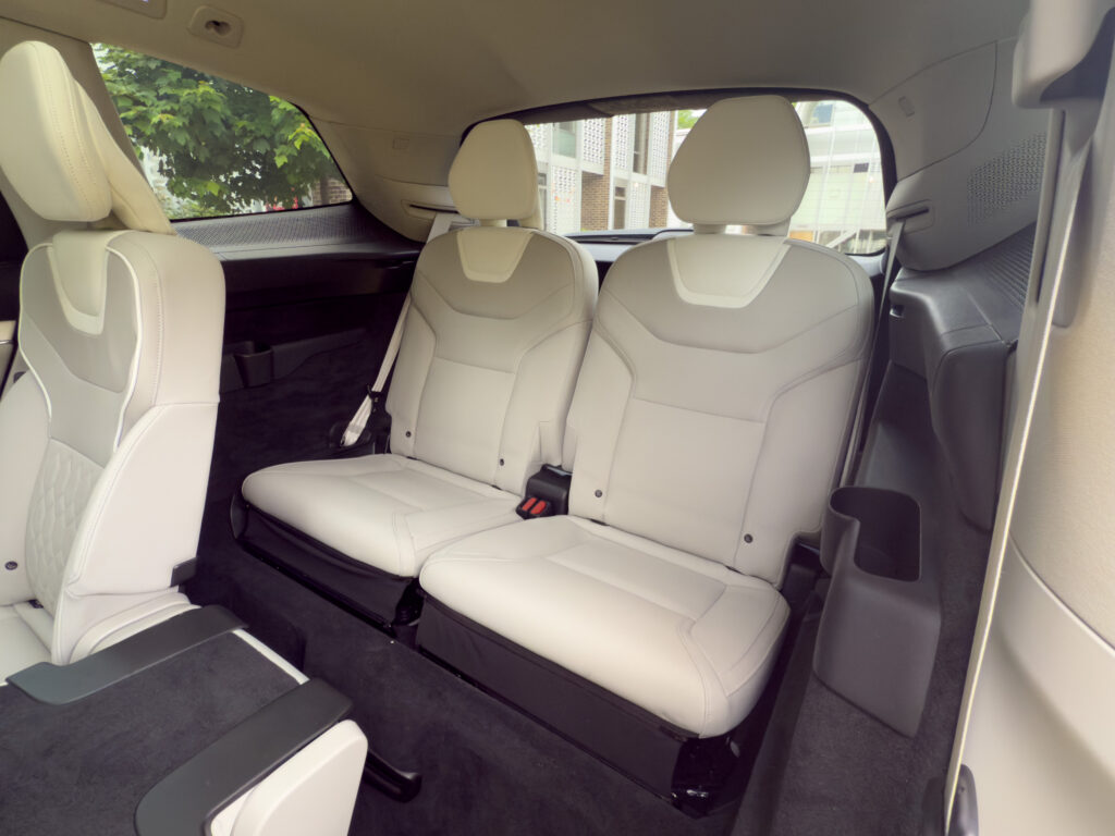 Volvo EX90 third row