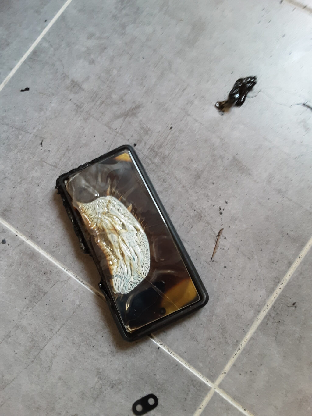 Pixel 6a battery fire 1