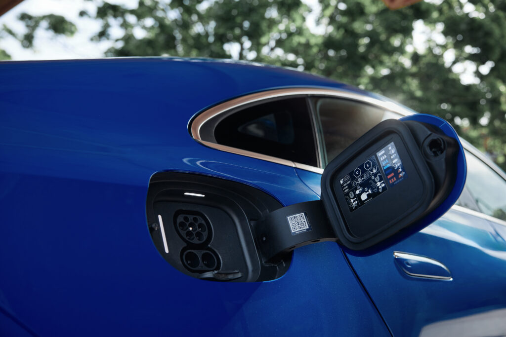 A CCS2 port on a mercedes CLA