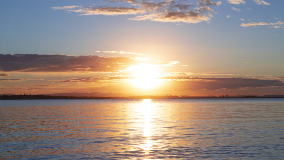 This aerogel and some sun could make saltwater drinkable