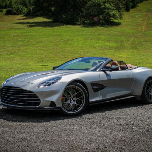 2025 Aston Martin Vanquish Volante: A-M’s ultimate GT goes topless thumbnail