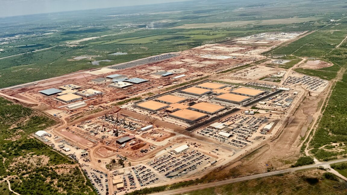 OpenAI and partners are building a massive AI data center in Texas