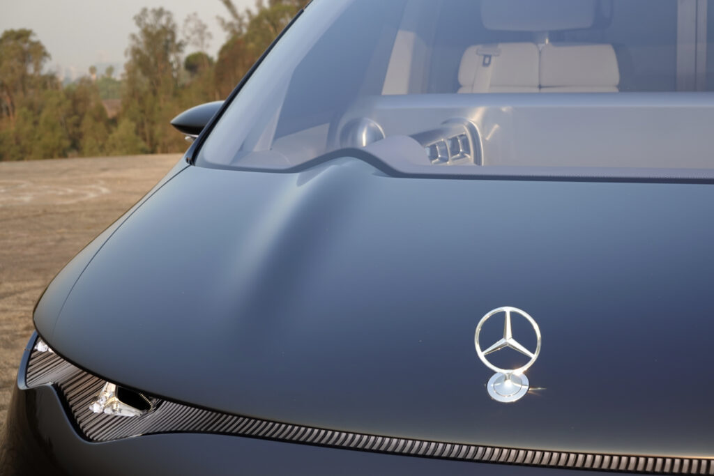 mercedes van hood with emblem