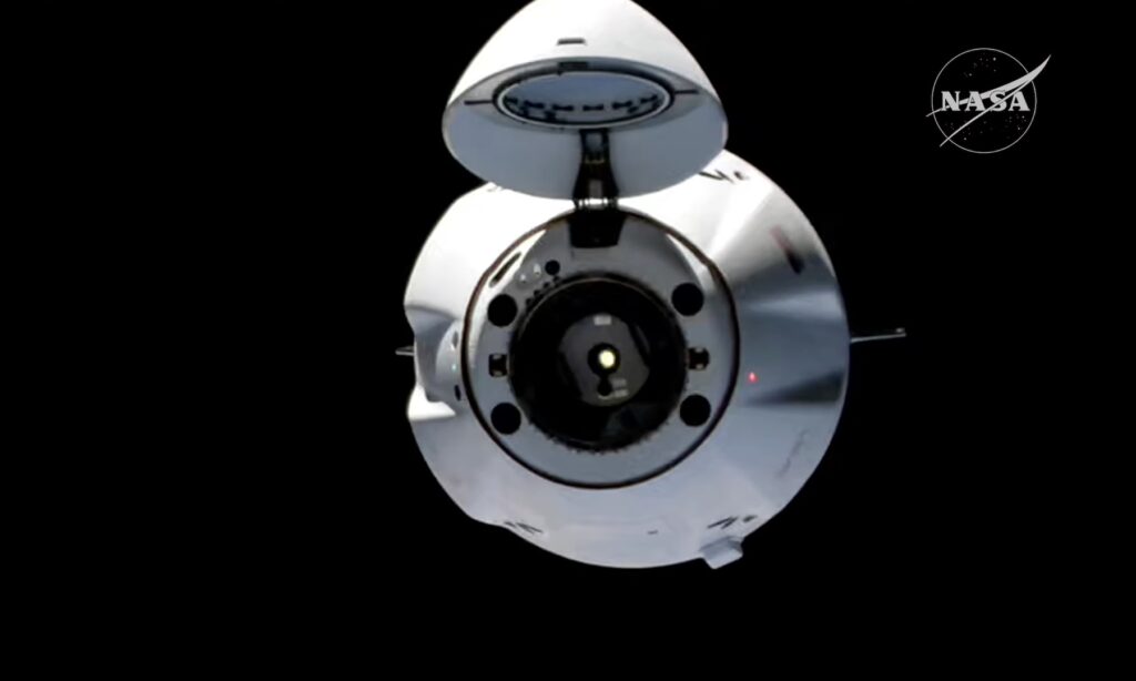 crs33docking-1024x614.jpg