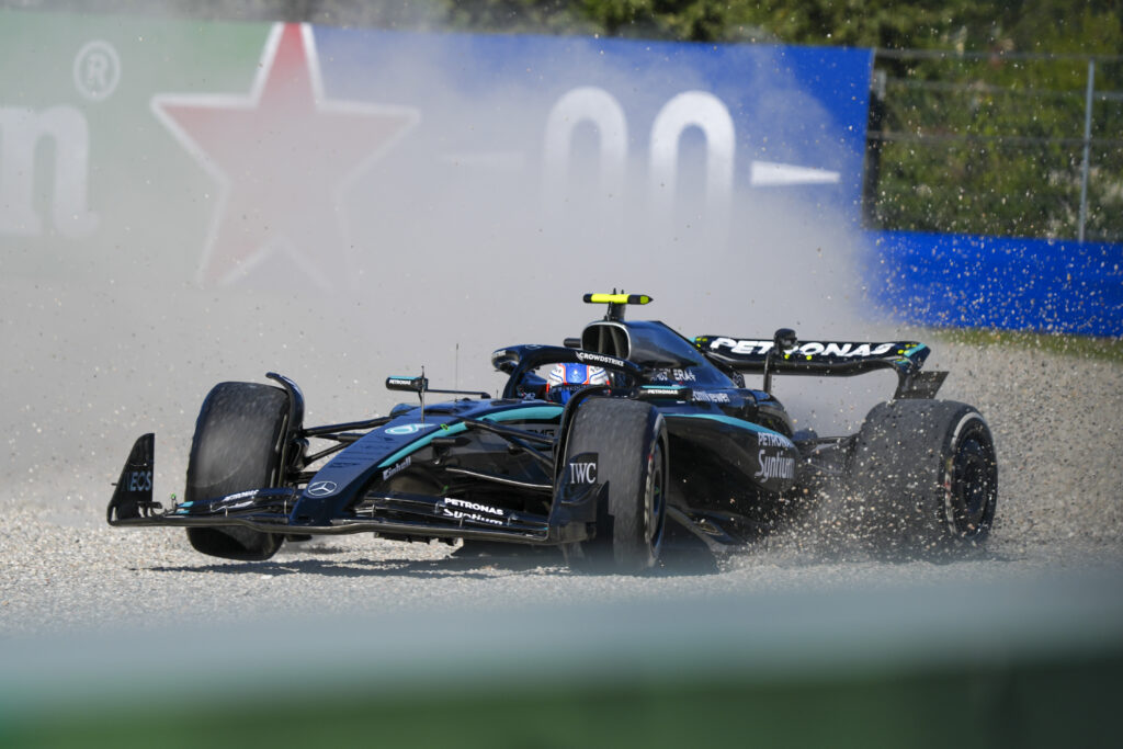 Andrea KMI Antoneli in Italia (12) Mercedes-AMG Petronas F1 F1 W. 16 E Performance Mercedes e Crash 1 Piraly Gran Primo d'Alia 2025 Tempo di pratica libera il 5 settembre 2025, a 2025