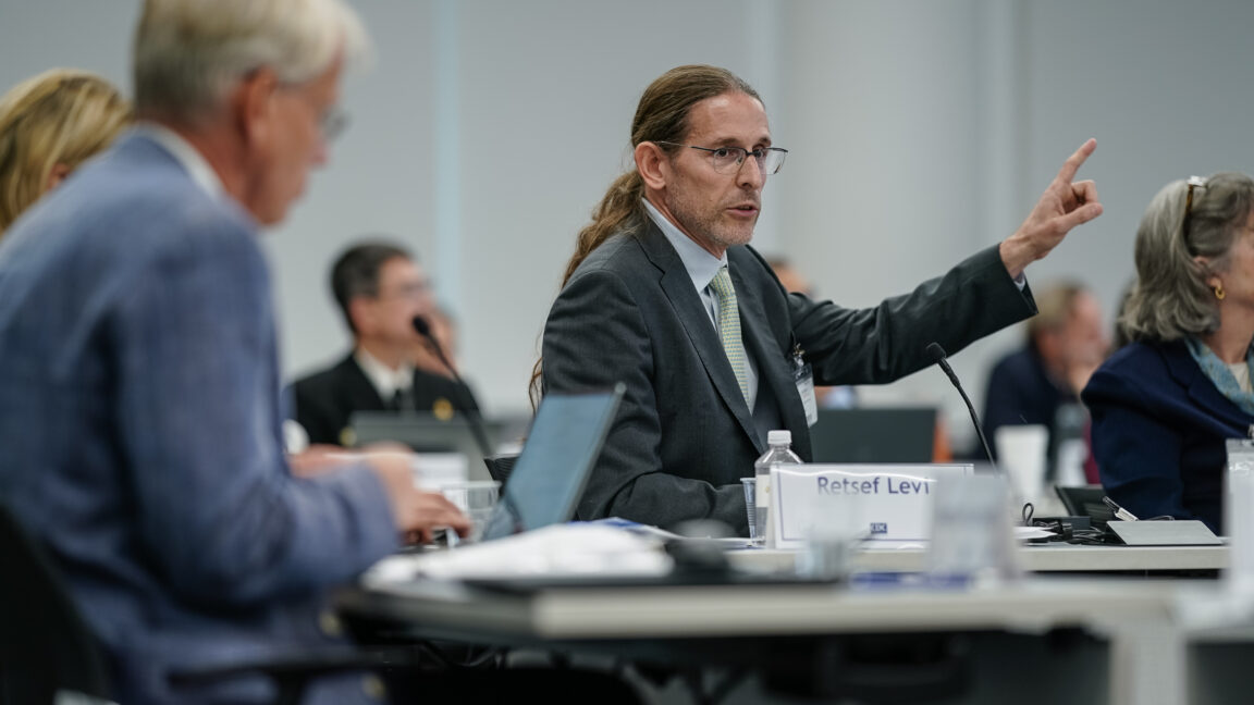 Bonkers CDC vaccine meeting ends with vote to keep COVID shot access