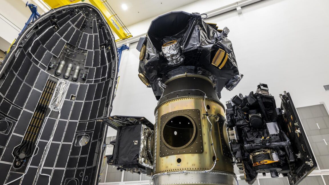 A “cosmic carpool” is traveling to a distant space weather observation post