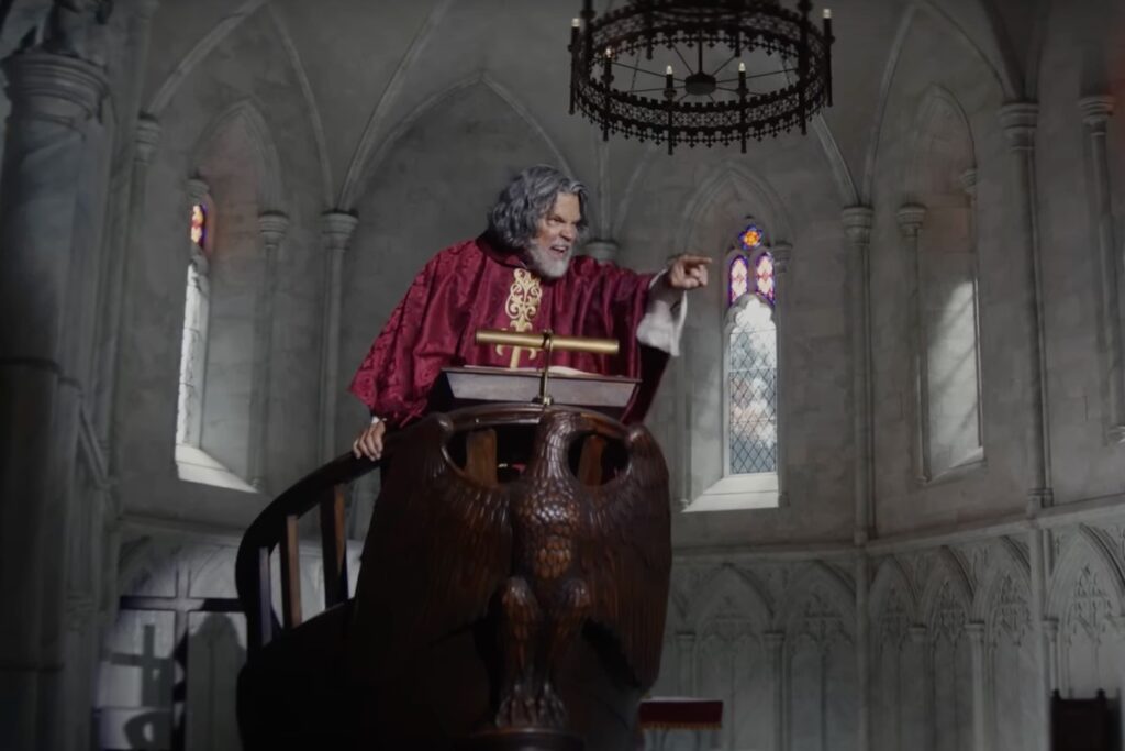 Josh Brolin plays fiery parish priest Monseigneur Jefferson Wicks