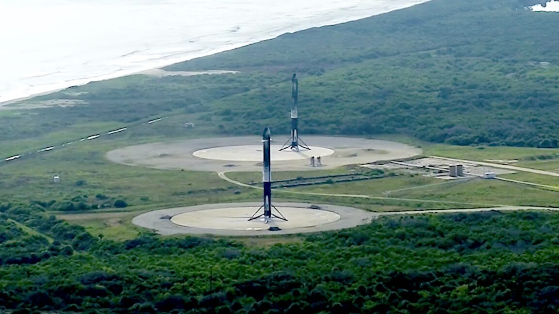 Lull in Falcon Heavy missions opens window for SpaceX to build new landing pads