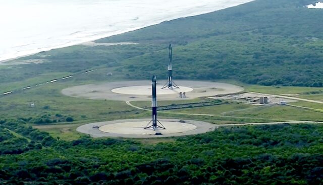 Lull in Falcon Heavy missions opens window for SpaceX to build new landing pads