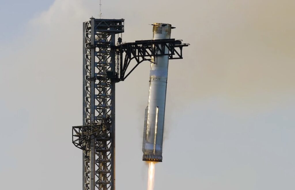 starshipflight8catch-1024x662.jpg