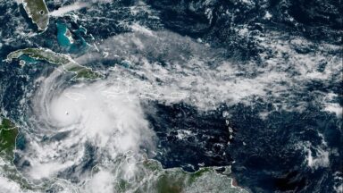 Google's AI Weather Model Outshines Traditional Forecasts in Hurricane Season Evaluation
