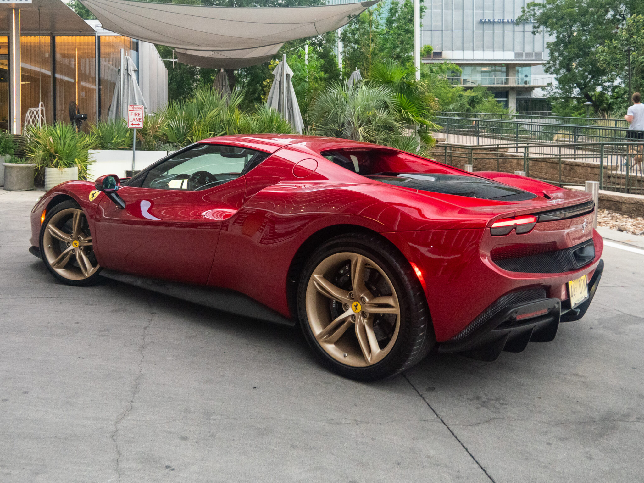 Great hybrid V6, lousy HMI: Three days with a Ferrari 296 GTB - Ars ...