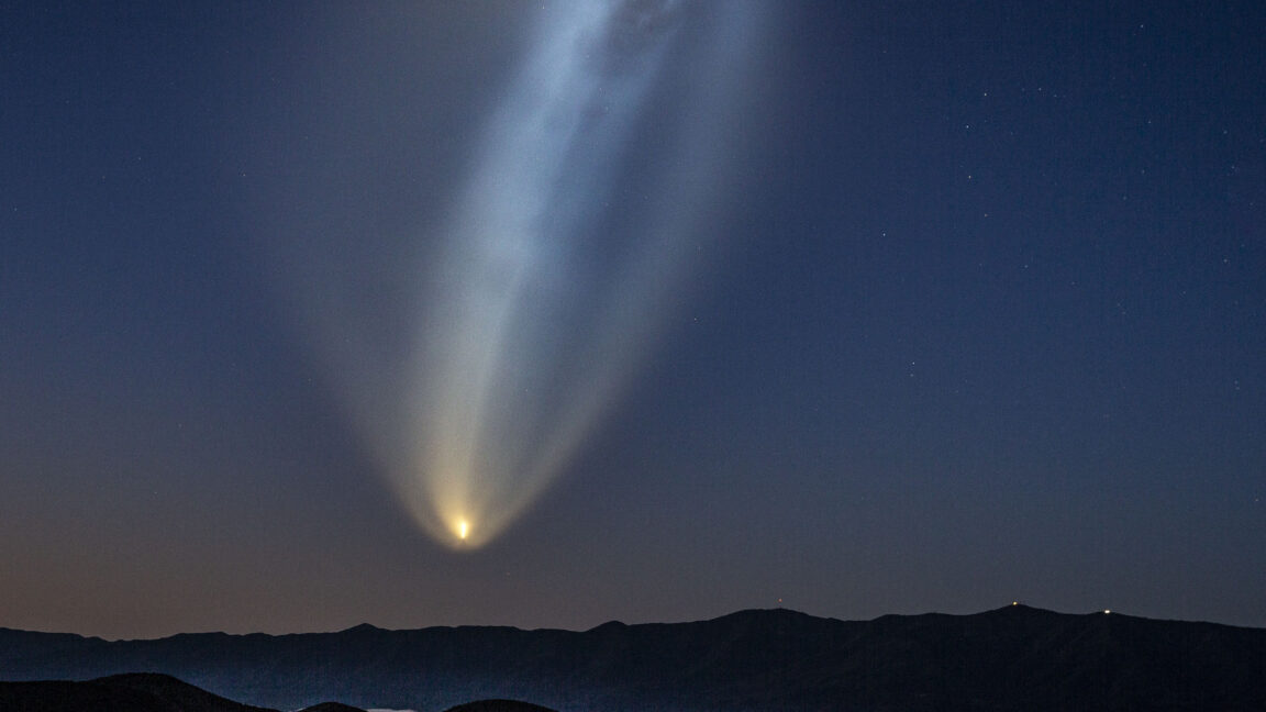 SpaceX has plans to launch Falcon Heavy from California—if anyone wants it to
