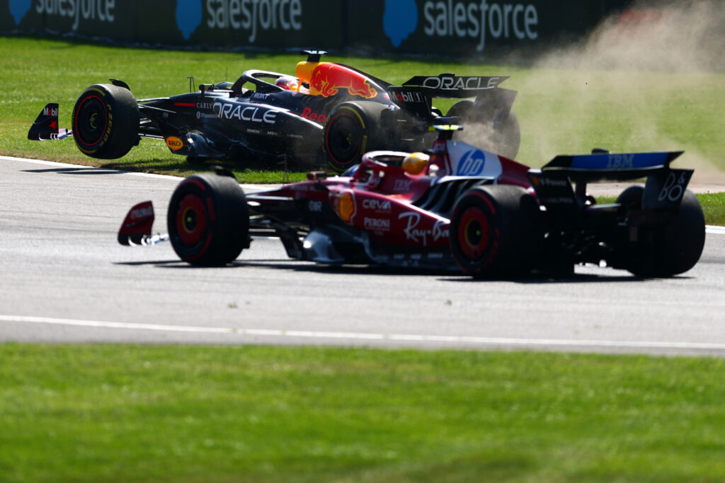 MEXICO CITY, MEXICO - OCTOBER 26: Max Verstappen of the Netherlands driving the (1) Oracle Red Bull Racing RB21 rejoins the circuit ahead of Lewis Hamilton of Great Britain driving the (44) Scuderia Ferrari SF-25 during the F1 Grand Prix of Mexico at Autodromo Hermanos Rodriguez on October 26, 2025 in Mexico City, Mexico.