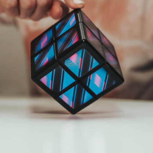 News Feed 397 Rubik’s Cube gets a $299 update, complete with IPS screens and its own apps