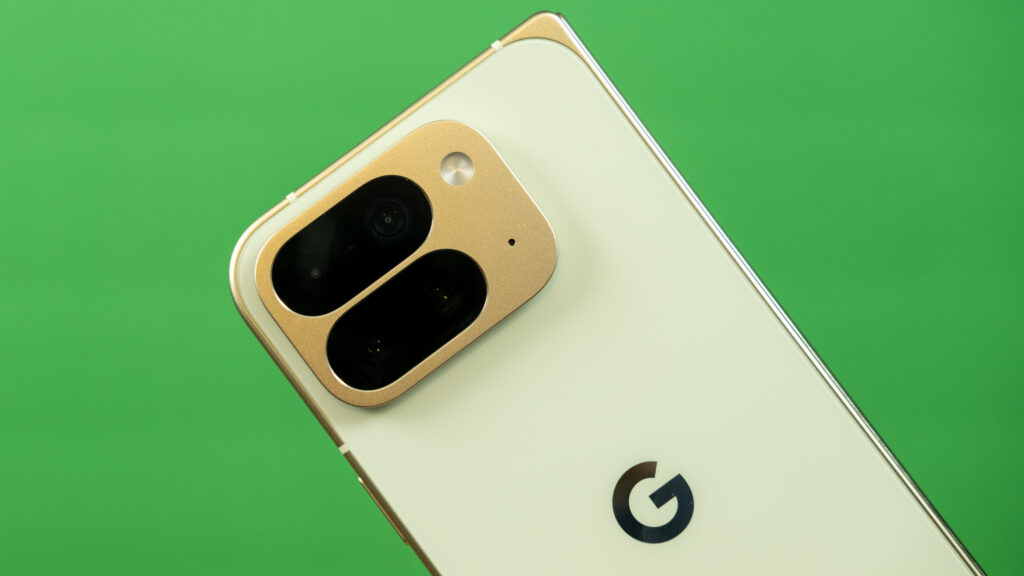 Pixel 10 Pro Fold cameras