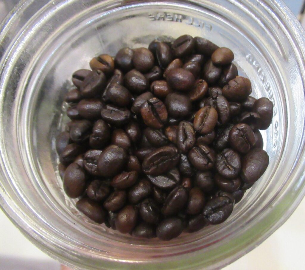 Caffè Palawan Luwak tostato.