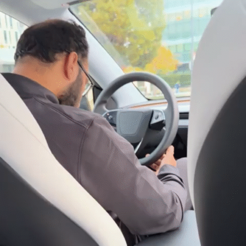 Tesla safety driver falls asleep during passenger’s robotaxi ride