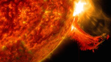 Solar Storm Delays Blue Origin's New Glenn Rocket Launch to Mars