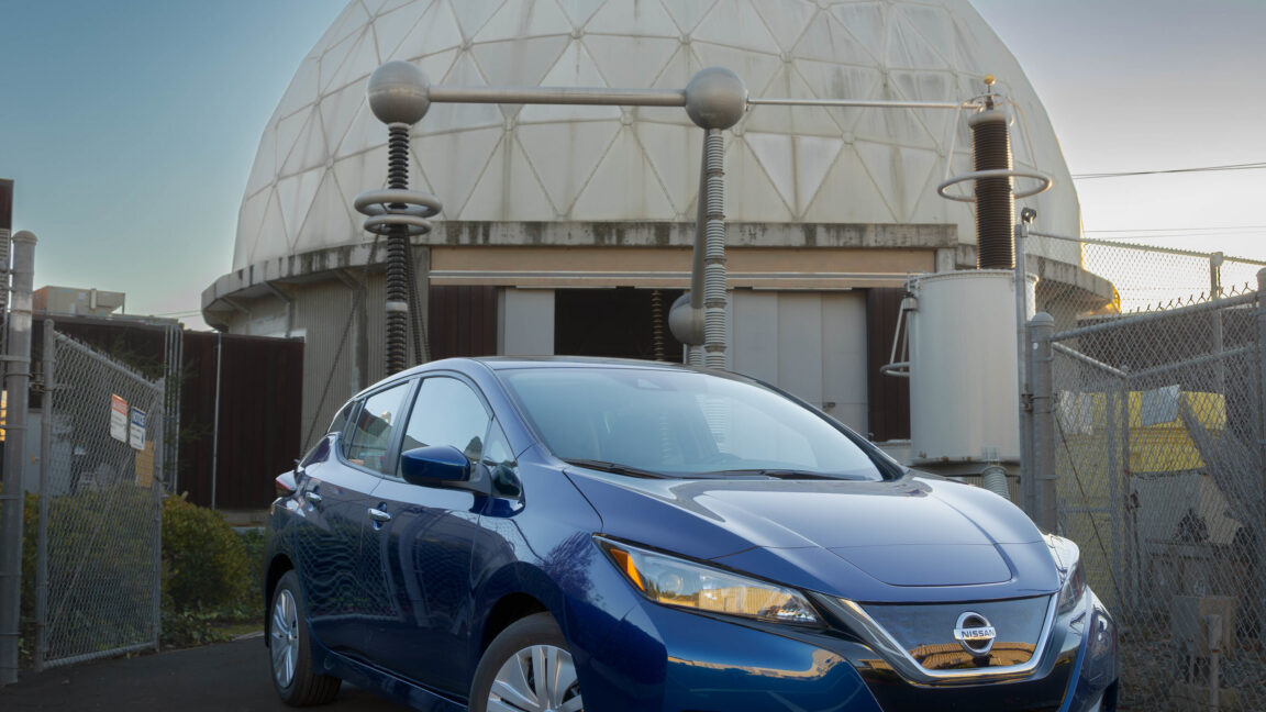 How two Nissan Leafs help make a regional airport more resilient 3 Pacific Gas ATS V2X Testing