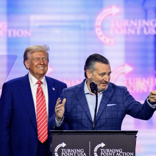 Trump revives unpopular Ted Cruz plan to punish states that impose AI laws