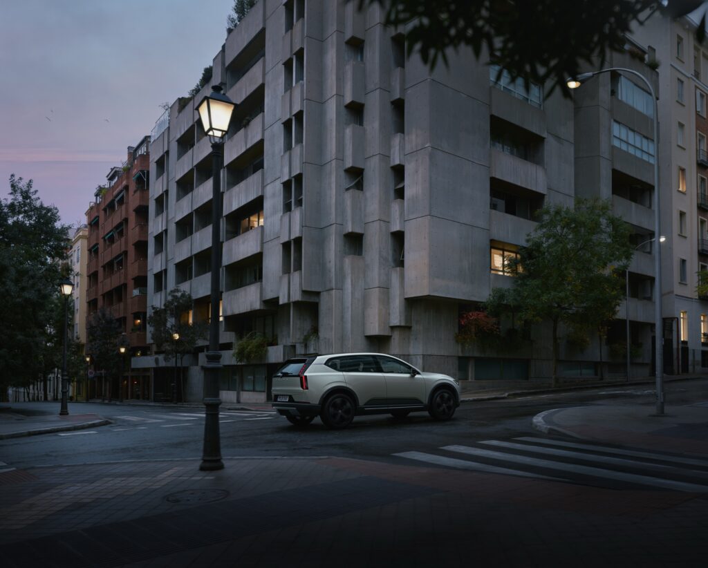 A Volvo EX60 in the city