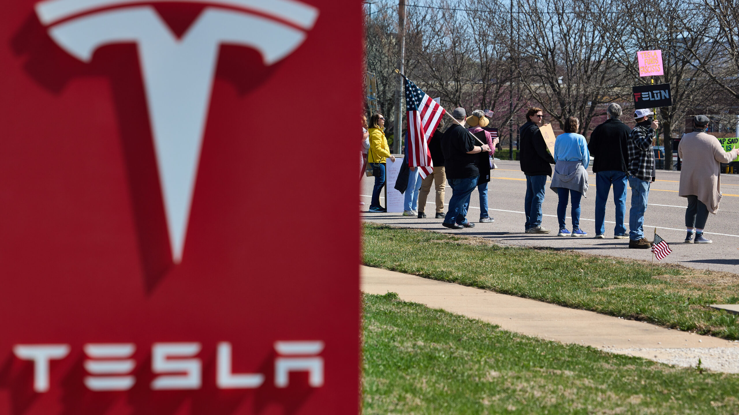 2025 sees Tesla's annual revenue fall for the first time
