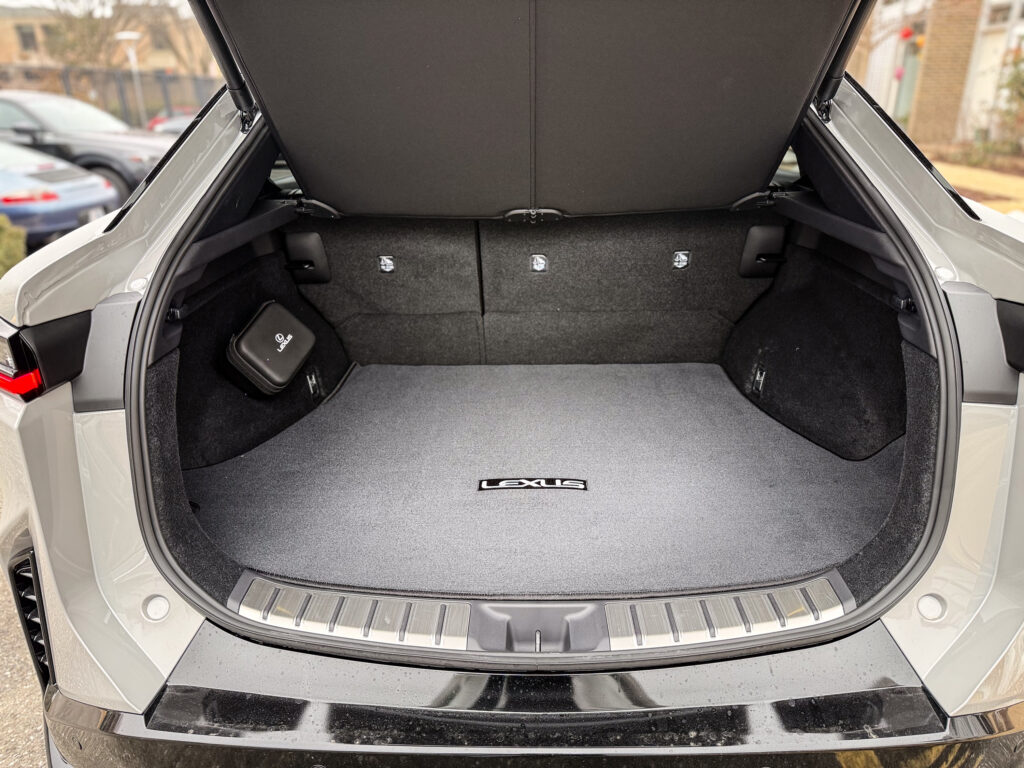 Lexus RZ cargo area