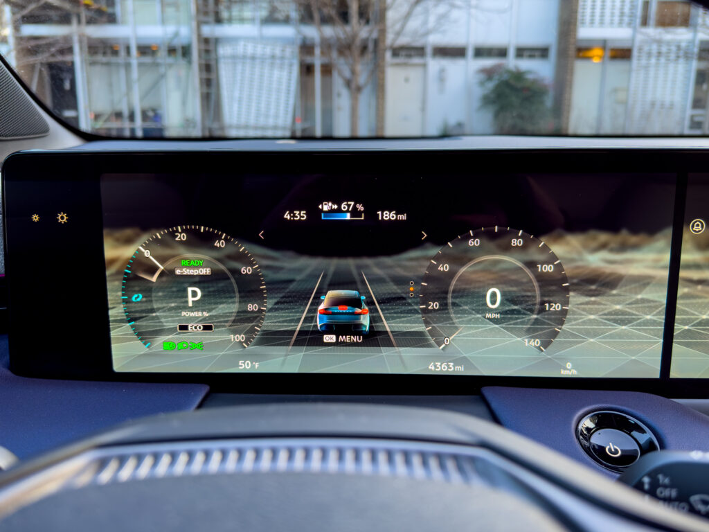 Nissan Leaf main instrument display