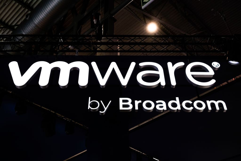Most VMware users still "actively reducing their VMware footprint ...