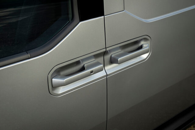 Kia PV5 door handles