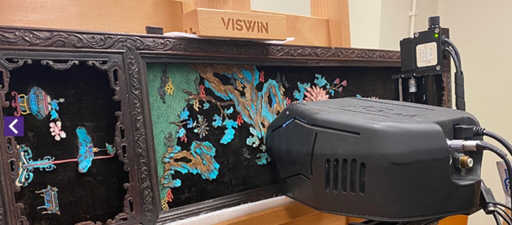 scanning a Qing dynasty screen with x-ray fluorescence spectroscopy