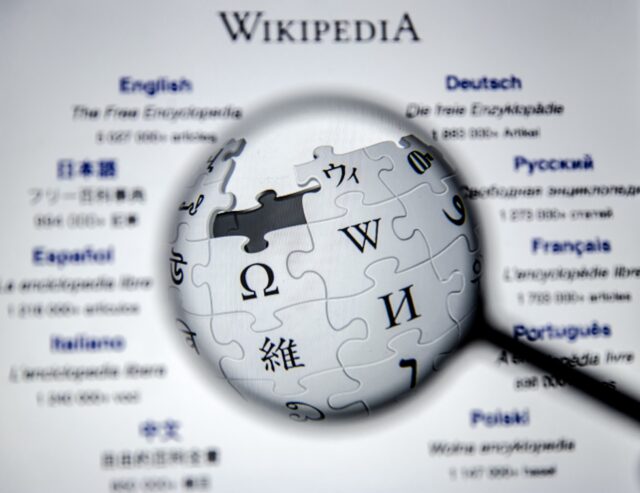Wikipedia blacklists Archive.today, starts removing 695,000 archive links