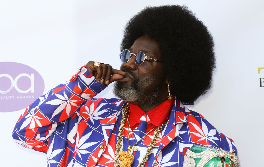 Afroman keeps trolling cops after winning “Lemon Pound Cake” defamation case