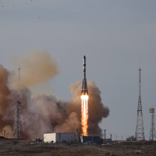 Rocket Report: Russia reopens gateway to ISS; Cape Canaveral hosts missile test