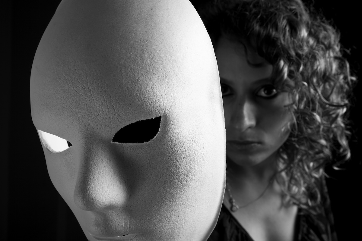 LLMs can unmask pseudonymous users at scale with surprising accuracy