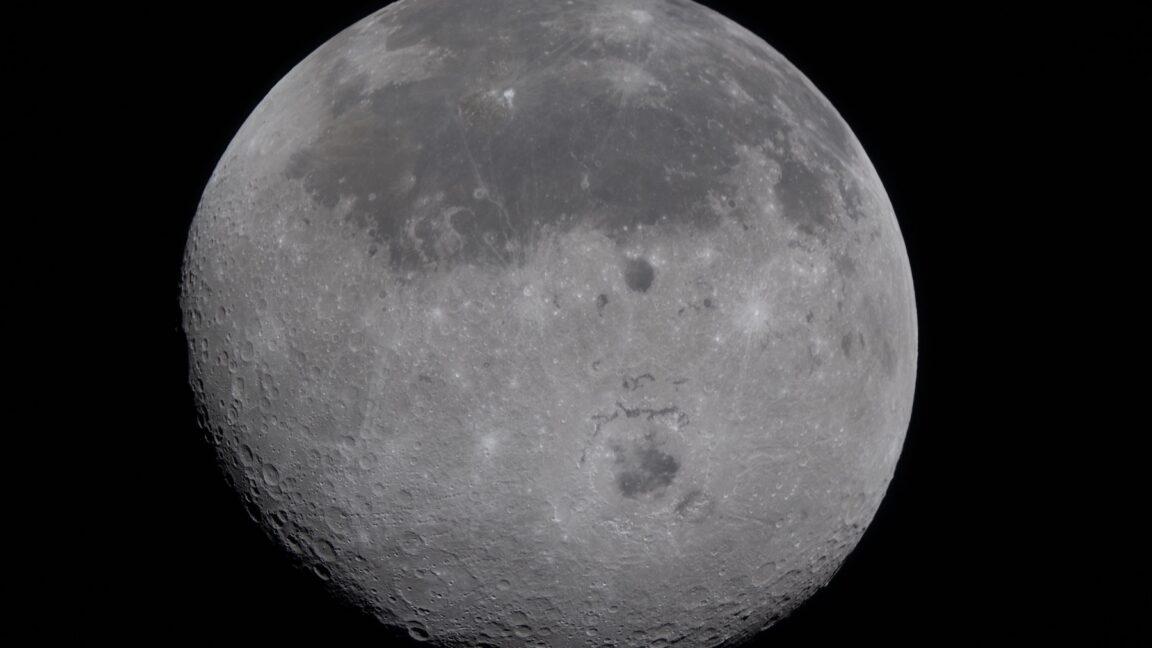 Astronauts set distance record, revealing the Moon as a place to be explored