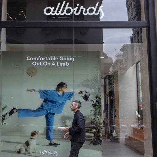 Allbirds abandons clothes, pivots to "AI compute infrastructure"