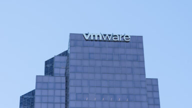 Nutanix Reports Massive Shift: 30,000 VMware Clients Make the Switch