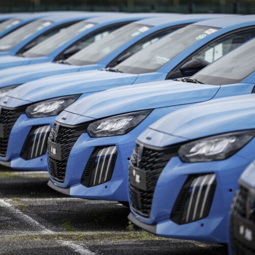 Microsoft and Stellantis want to use AI to help car owners