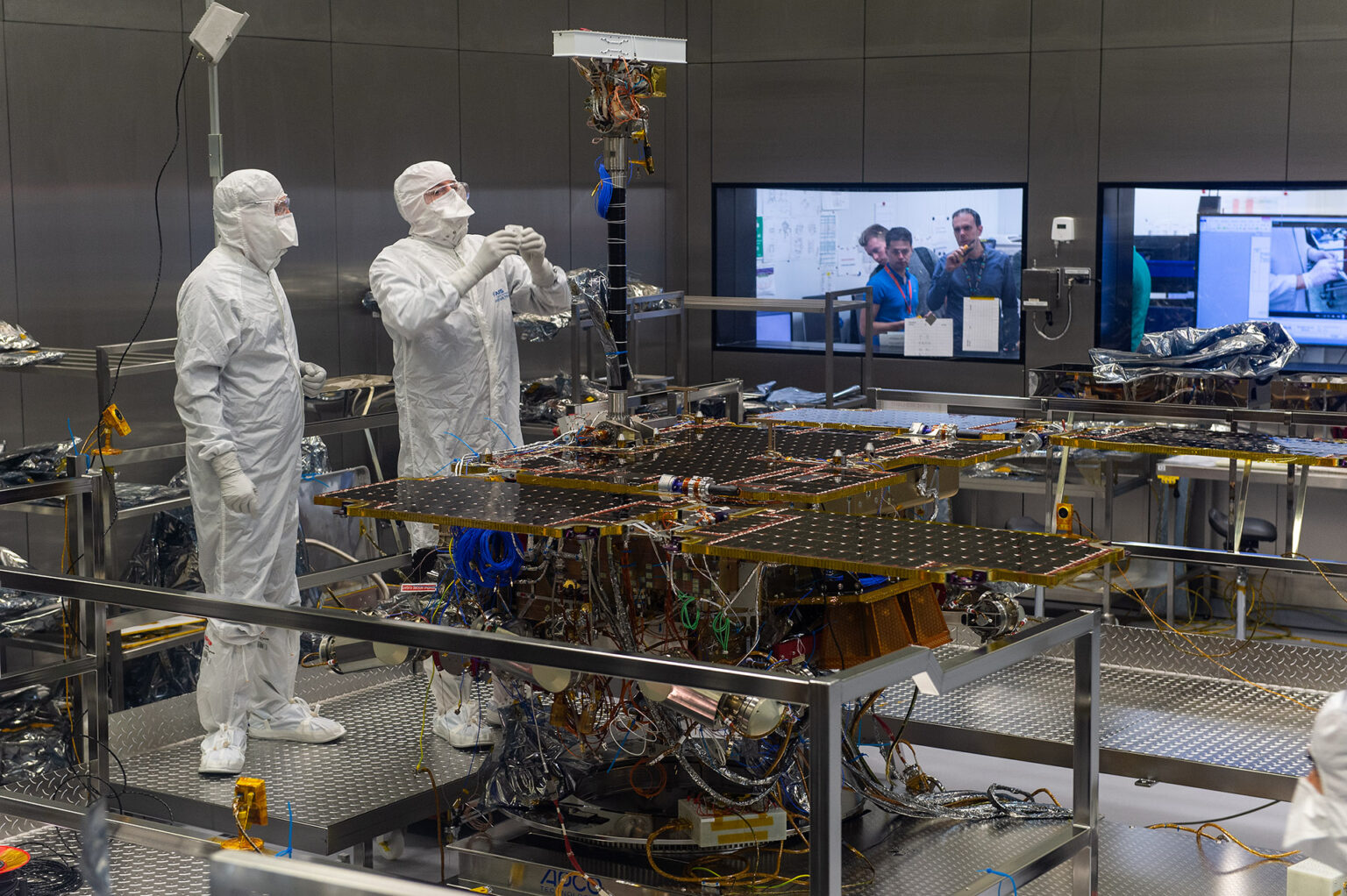 After a saga of broken promises, a European rover finally has a ride to ...