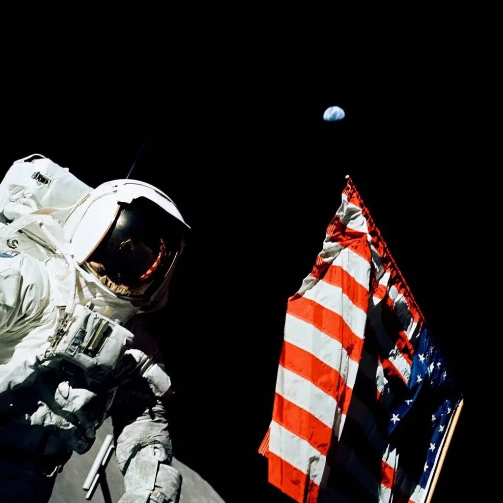 apollo17-1024x1025.jpg